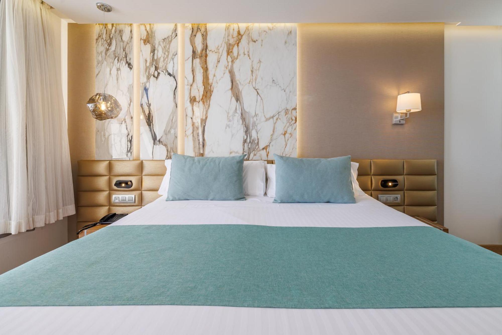 Hotel Torre Del Mar - Ibiza Playa d'en Bossa Dış mekan fotoğraf