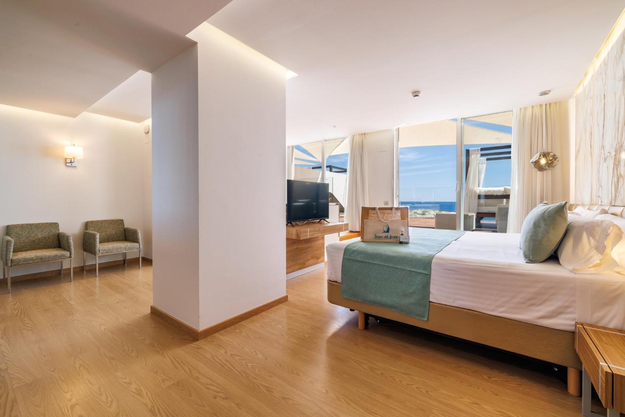 Hotel Torre Del Mar - Ibiza Playa d'en Bossa Dış mekan fotoğraf