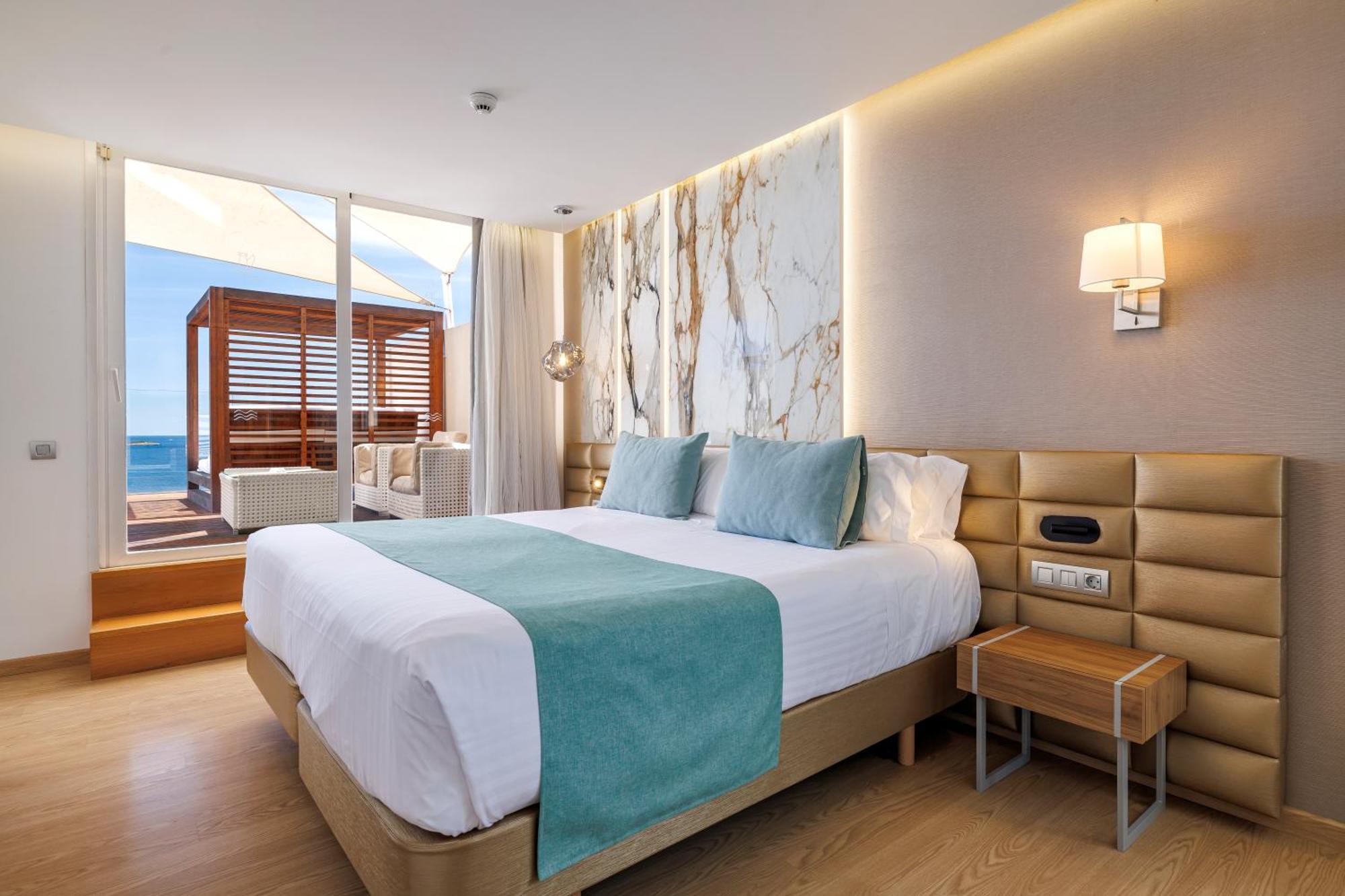Hotel Torre Del Mar - Ibiza Playa d'en Bossa Dış mekan fotoğraf